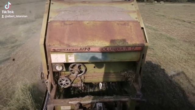 пресованию люцерны // прес подборщик волагри р12 в деле