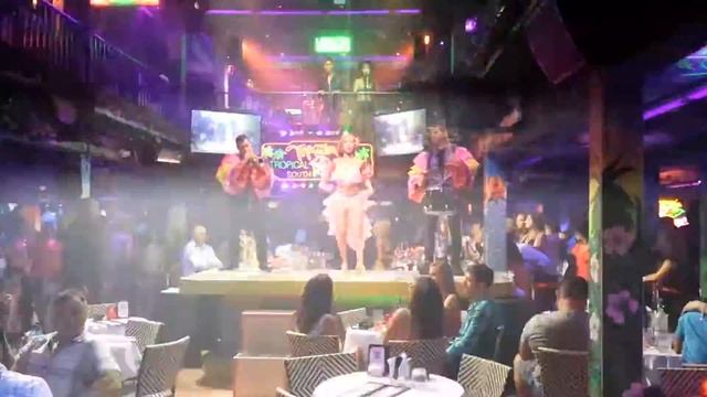 Besame Mucho Miami Mango's Tropical Cafe Show смотреть онлайн