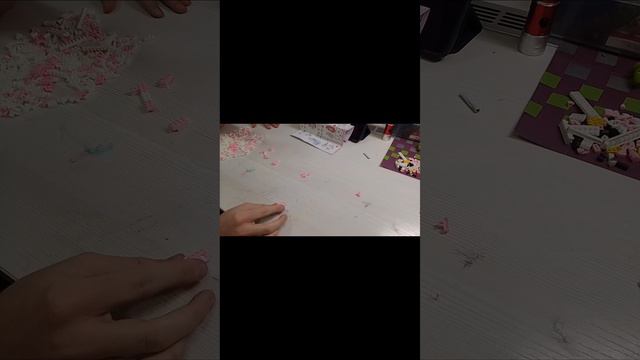 собираем Лего с хеллоу китти