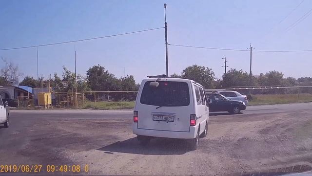 Трасса М4 ДОН, объезжаем пробку перед Краснодаром через Агроном и Динскую смотреть онлайн