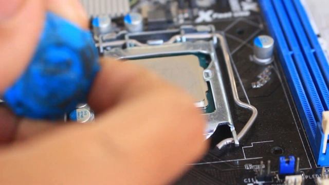 Cara Pasang Processor Intel Soket LGA 1156, 1155, 1150 смотреть онлайн