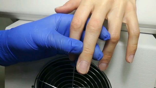 БЕЗОПАСНОЕ СНЯТИЕ ГЕЛЬ-ЛАКА | ХОЛОДНАЯ ПАРАФИНОТЕРАПИЯ | КОМБИ НОЖНИЧКАМИ смотреть онлайн