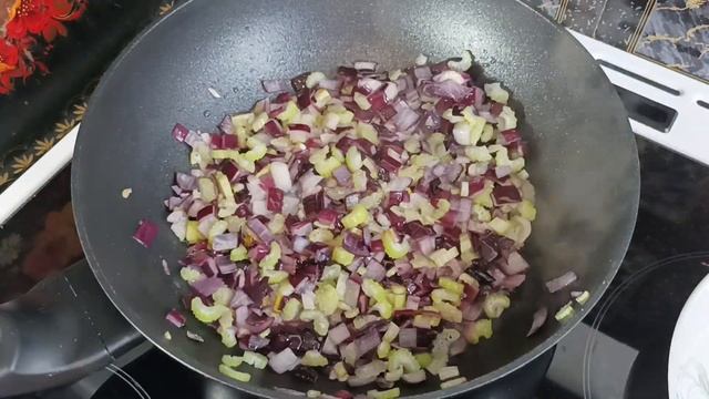 Овощное Рагу. Простое, сытное блюдо из овощей. Баклажан, Сельдерей,Редька и другие овощи.Приготовим смотреть онлайн