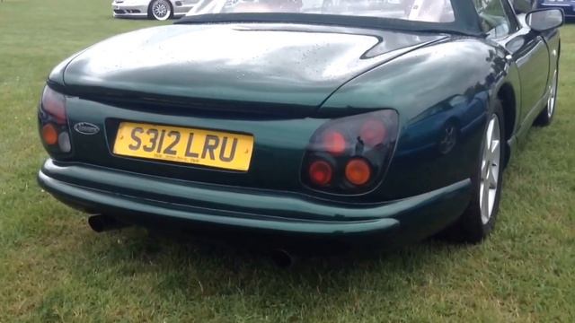 TVR Start Ups and Revs @ Sherborne Castle 2017 Car Show смотреть онлайн