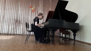 А. Пьяццолла. «Либертанго» для фортепиано в 4 руки. Исполняют Белобородова Кира и Дубровина Анна