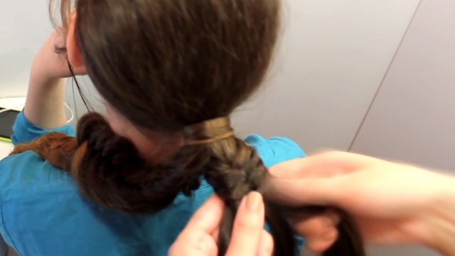 ЛЕГКАЯ ПРИЧЕСКА ДЛЯ ДЛИННЫХ ВОЛОС САМОЙ СЕБЕ DIY ПРИЧЕСКА ДЛЯ ВЕЧЕРИНКИ DIY ПЛЕТЕНИЕ КОЛОСОК diy пр смотреть онлайн