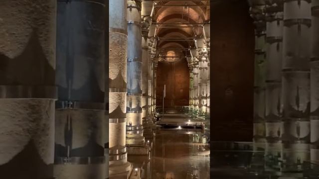 СТАМБУЛ Цистерна Феодосия (огромный древний подземный резервуар для воды) ТУРЦИЯ смотреть онлайн