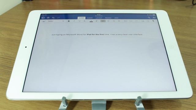 Microsoft Word for iPad - First Look смотреть онлайн