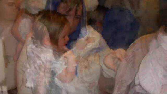 КРЕСТИНЫ У АЛИНЫ.wmv