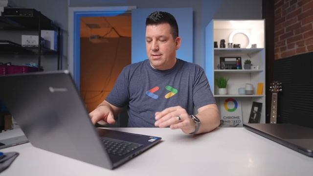 Lenovo 16-Inch Chromebooks: Buy The Right One! смотреть онлайн