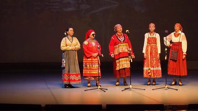 На крыле я спала. Таусень. Москва. Tradition. Folklore. 民俗学. смотреть онлайн