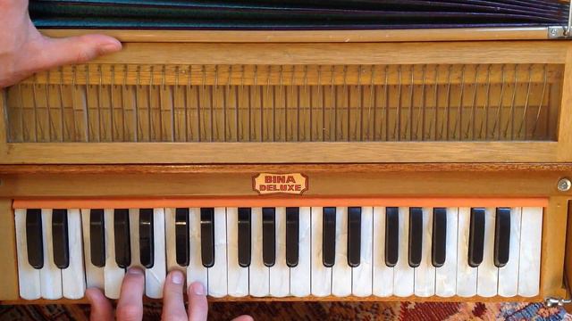Harmonium chords - Hare Krishna - The sweet one смотреть онлайн