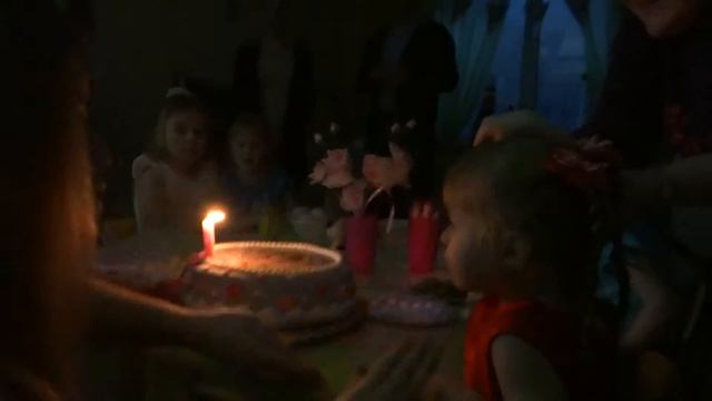 Котёнок по имени Гав - День Рождения Наденьки в клубе 