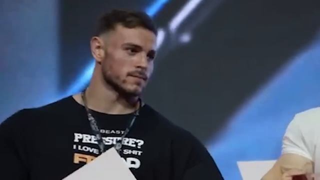 Esto pasó en el pesaje del EMPRO CLASSIC 2023 | Joan Pradells vs Krizo смотреть онлайн