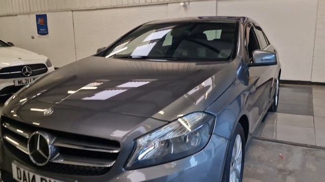 Mercedes-Benz A Class 1.6 A180 SE Euro 6 (s/s) 5dr смотреть онлайн