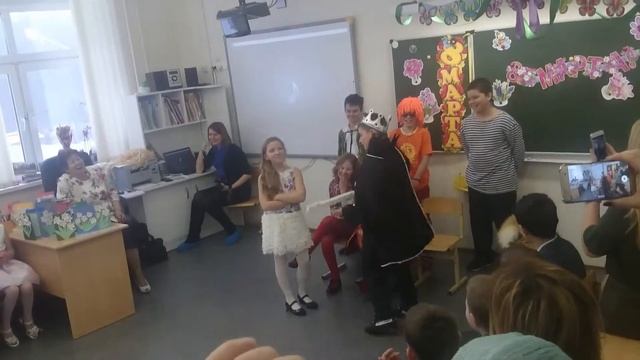 Смешная Сказка на 8 марта 4а классДедовскаяшкола лицей смотреть онлайн