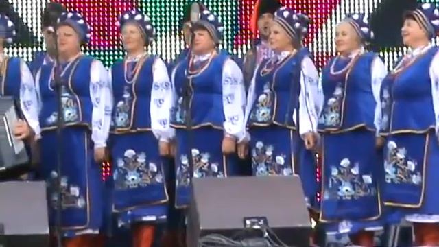 Розпрягайте, хлопці, коні( Маруся, раз, два, три...) Українська народна пісня смотреть онлайн