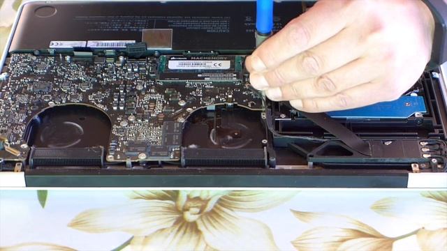 MacBookPro 2011года - замена HDD на SSD