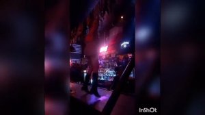 Танцы в гадком койоте на барной стойке)))...Dancing in a creepy coyote on the bar)))