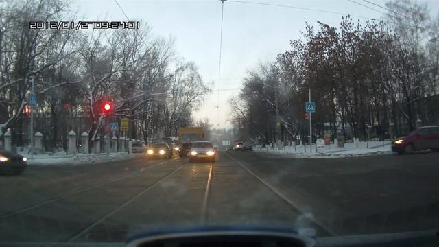 Деу Нексия встречная по трамвайке смотреть онлайн