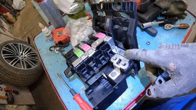 ?Сборка задней части ?BMW 540i G30 ?установка радиатора? смотреть онлайн