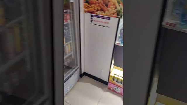 Лапшичный "шведский стол" в одной из едален китайского Хуньчуня. смотреть онлайн