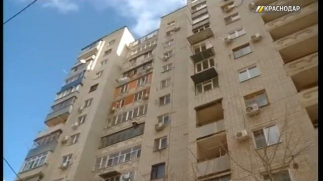 В Краснодаре при пожаре у котельной обнаружили тело бездомного смотреть онлайн