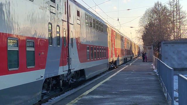 ЭП 20-066 с поездом №21. смотреть онлайн