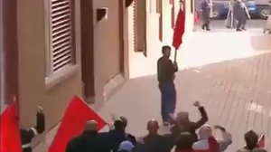 На митинге. Прикол