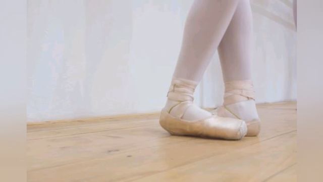 Позиції рук та ніг на уроках ритміки смотреть онлайн