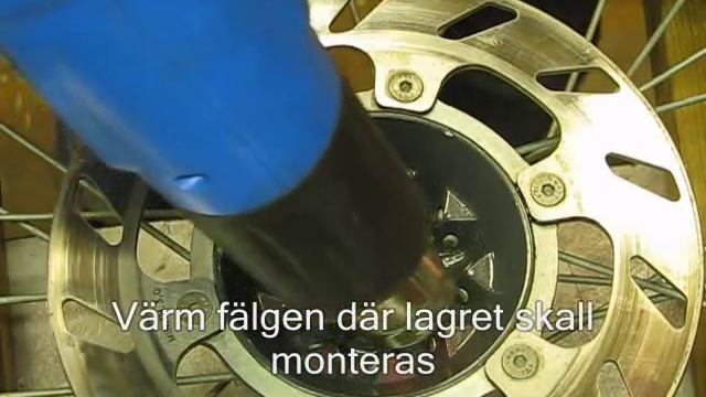 Däck och fälg del 1 - HasSse byter hjullager смотреть онлайн