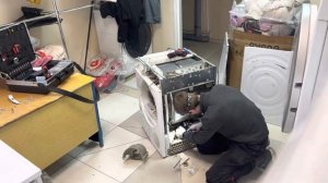 Сушильная машина Bosch, замена ремня, ролика. Чистка.