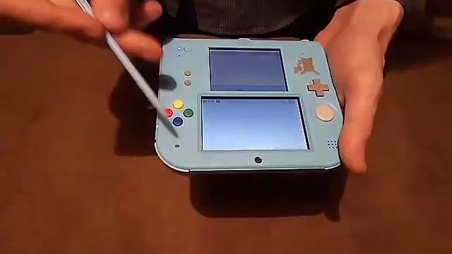 Nintendo 2DS обзор и распаковка
