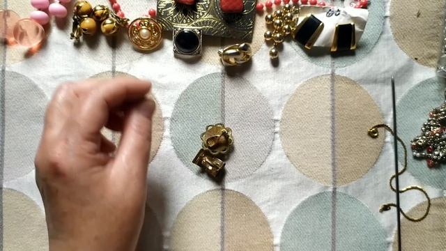 123. Распаковка лота с винтажным ломом. часть вторая. Каталоги пришли! смотреть онлайн