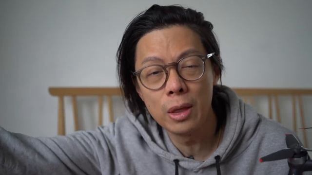 DJI FPV в распакованном виде - 4K 60P 0-100 за 3,5 секунды! смотреть онлайн