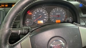 Nissan Skyline V35 VQ25DD троит, дымит. Причина.