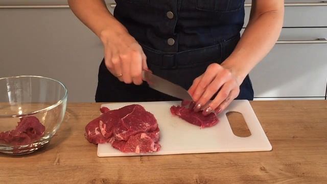 Жареная говядина с рисом и овощами. Просто и вкусно. смотреть онлайн