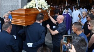Похороны итальянского гения Тото Кутуньо