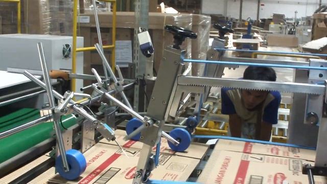 JINNYEU - JK-1400C folder-gluers B flute Auto shape liner( B浪紙箱自動成型 ) смотреть онлайн