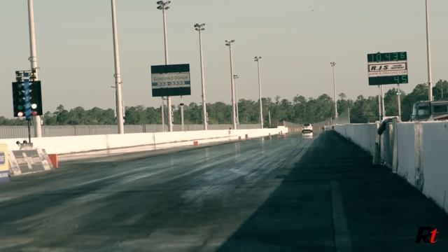 RENNtech | E63 S AMG | World-Record 1/4Mile 10.43@133 смотреть онлайн