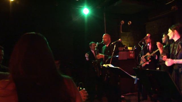 You Never Can Tell - The Loyales (Chuck Berry cover) смотреть онлайн
