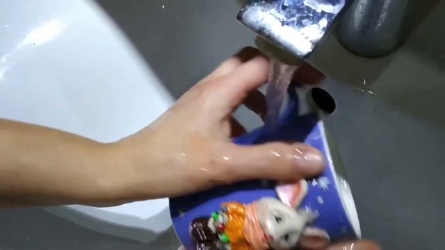 How to Wash Mugs, Coffee & Tea Cups with a Polymer Clay Decor смотреть онлайн
