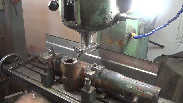 Реставрация.Балансир переднего моста Т-16. ч1.Токарка фрезеровка смотреть онлайн