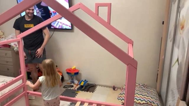 Собираем долгожданную Кроватку-Домик смотреть онлайн