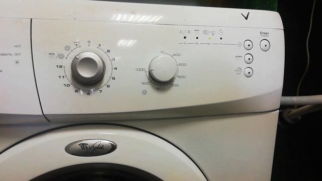 Как включить отжим на стиральной машинке Whirlpool смотреть онлайн