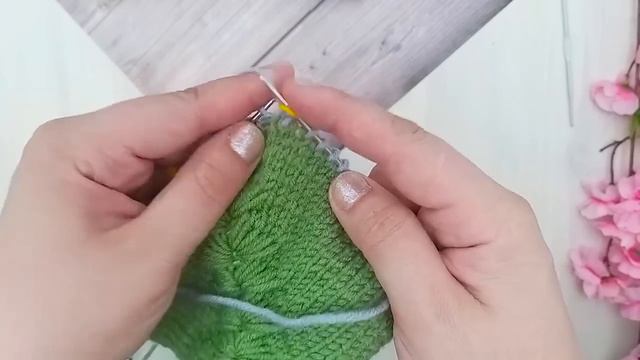 УСПЕЙ СВЯЗАТЬ!!!? БЕСШОВНЫЕ СЛЕДКИ НА ДВУХ спицах. Подробный МАСТЕР-КЛАСС смотреть онлайн