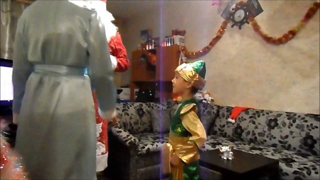 Дед мороз! дед мороз! ты подарки нам принес смотреть онлайн