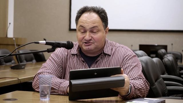 Юлий Гуголев "Чем дольше живу я в России..." Клуб "Культурное дело" смотреть онлайн