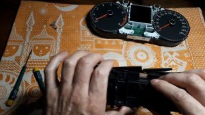 Как аккуратно разобрать и собрать панель приборов Volkswagen Polo Sedan