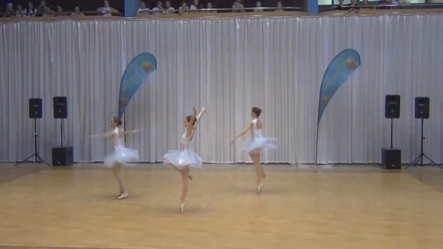 Танец Снежинка смотреть онлайн